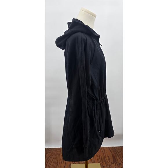 Athleta
Triumph Hybrid Crewneck Jacket - Picture 2 of 5